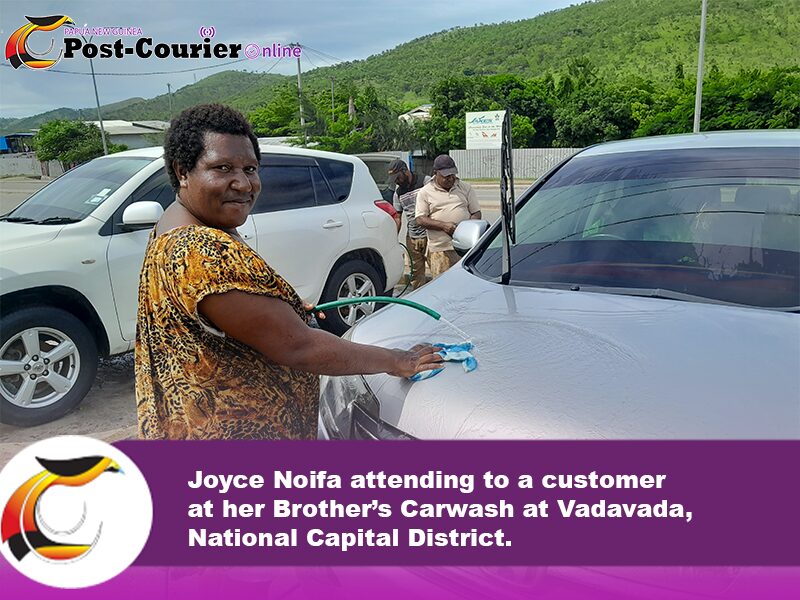 Joyce Washes cars to support Daughter